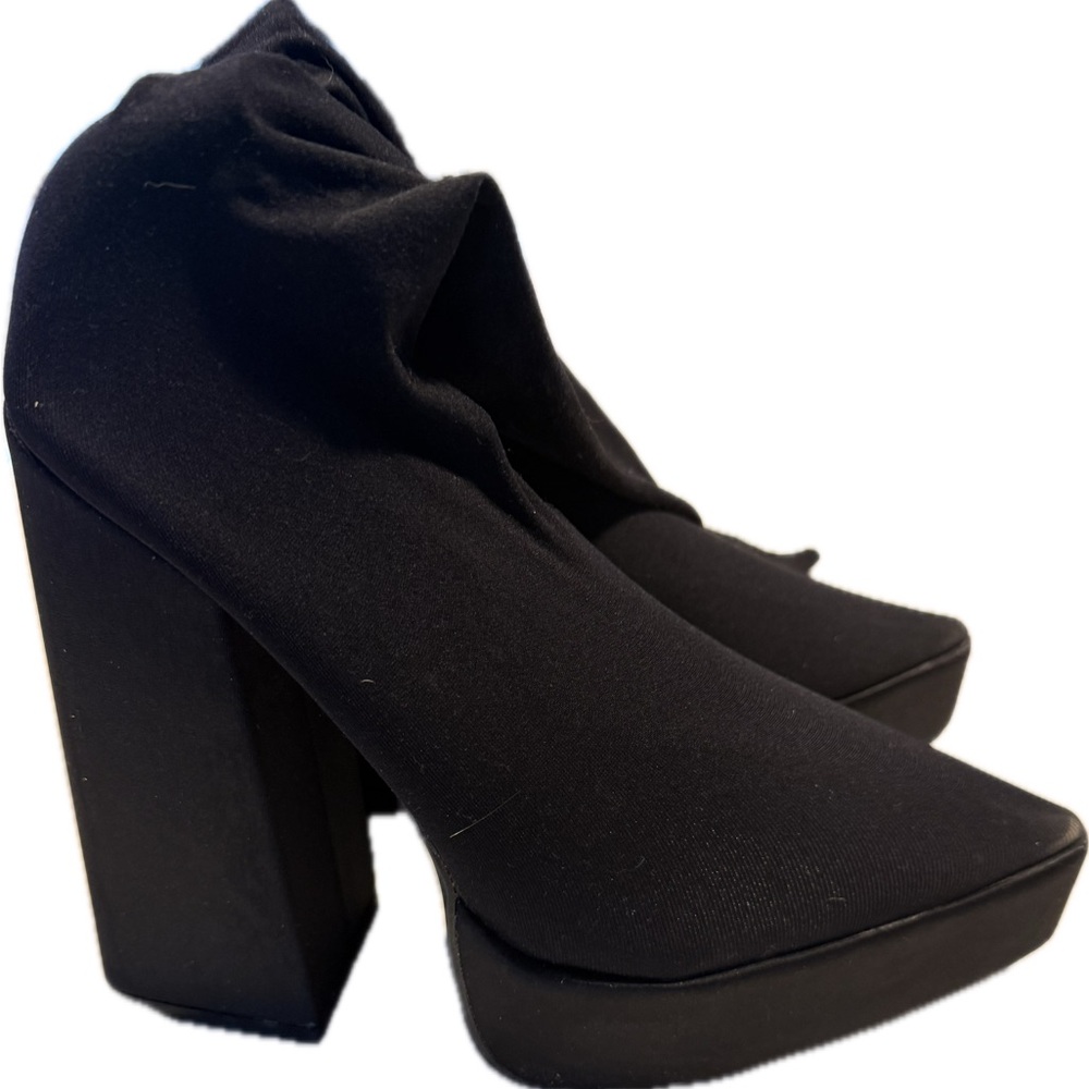 Elegant Black knee high Women's Platform Heels